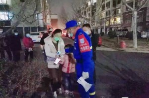 乌鲁木齐疫情下的坚守与复苏，一座城市的抗疫纪实