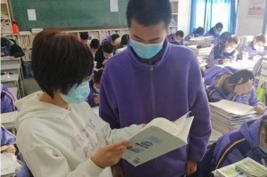 石家庄疫情下的师生，坚守与希望的教育之光