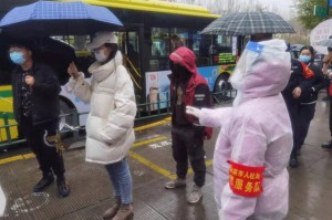疫情哈尔滨停运了，武汉怎么办？城市防疫经验与未来应对策略