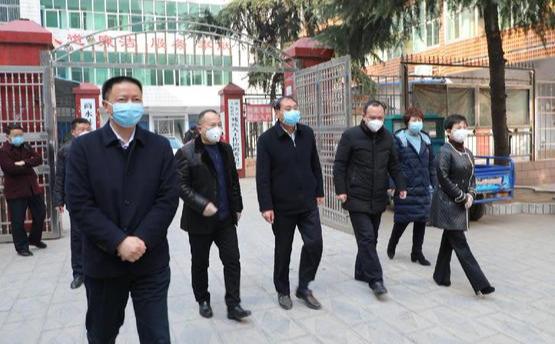 郑州疫情何时结束？权威专家预测与市民应对指南