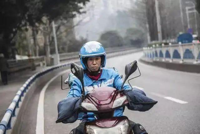 重庆疫情封城时间线梳理，与辽宁防控措施的对比分析