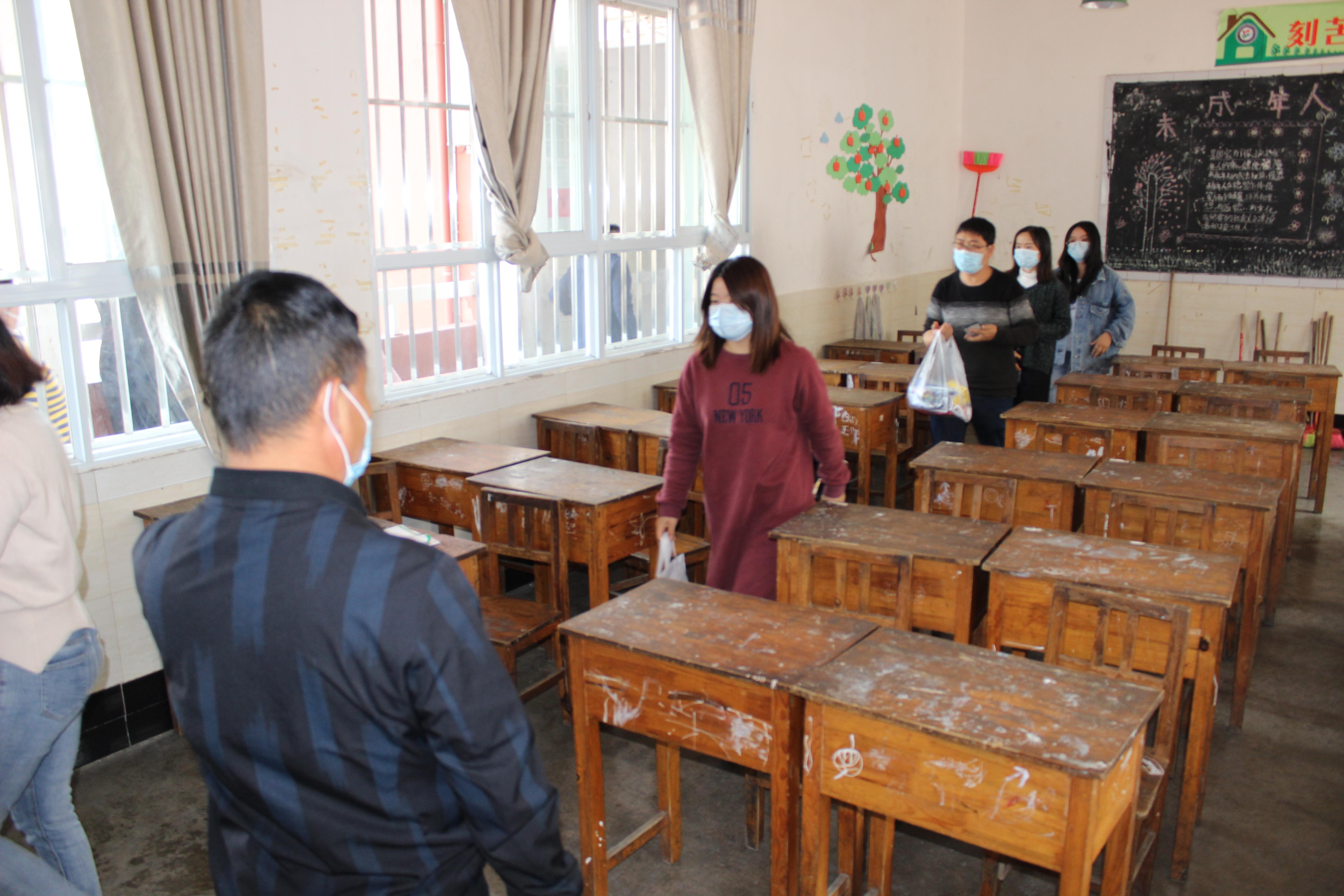 乌鲁木齐新冠肺炎疫情防控指挥部，守护城市安全的坚强堡垒