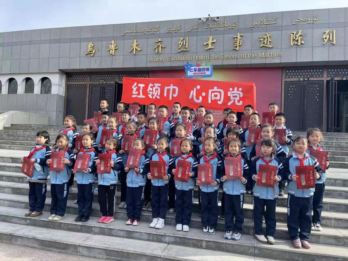 乌鲁木齐神州专车，高端出行新选择，让旅程更舒适便捷