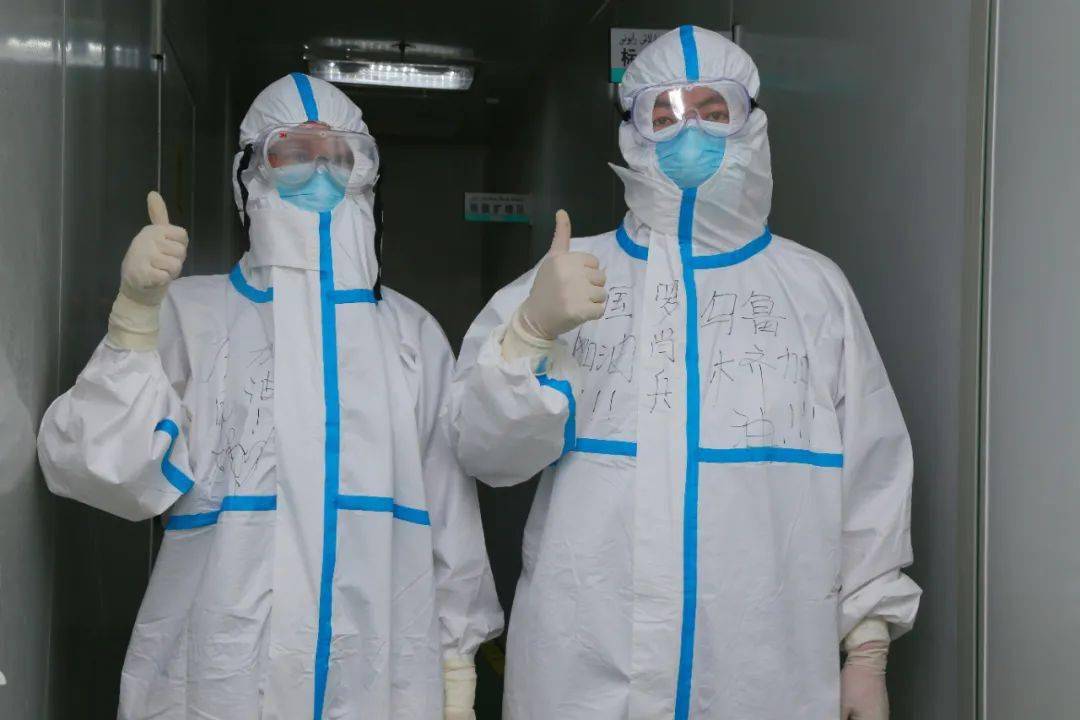 天津抗疫医生，无畏逆行，守护生命的白衣战士