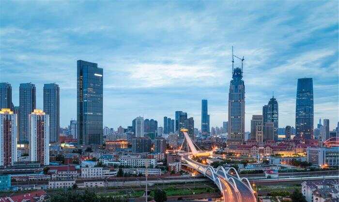 天津与南京，两座城市在疫情中的应对与启示