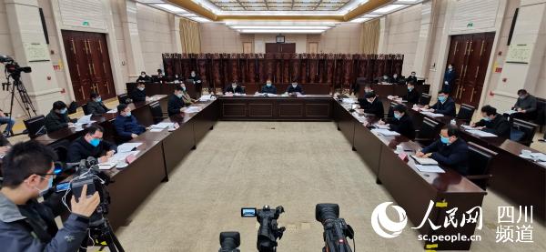 四川省疫情防控工作会，精准施策筑牢抗疫防线