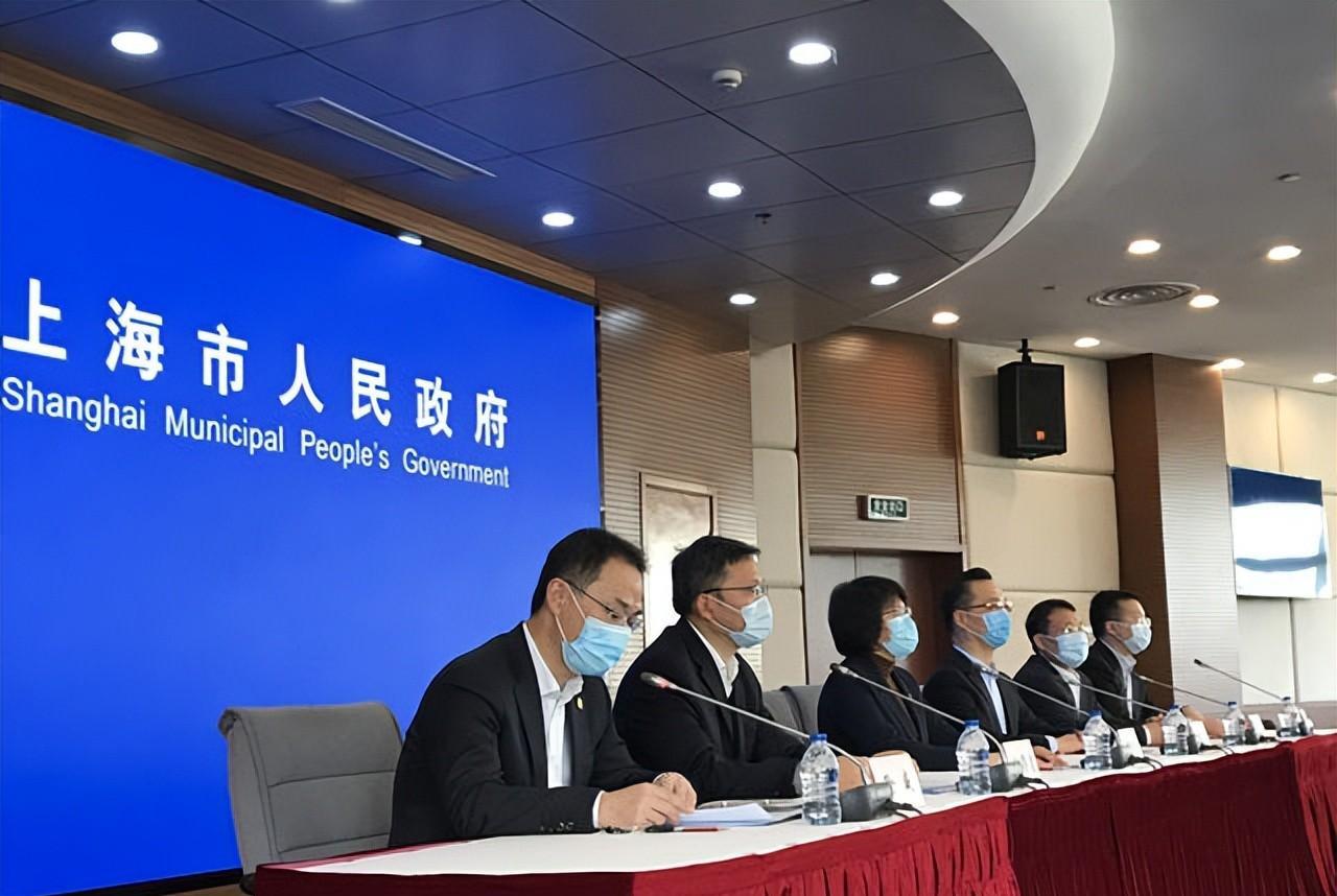 上海疫情持续升级，防控挑战与民生应对