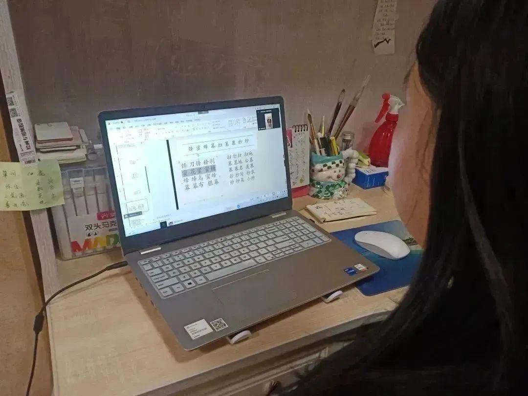 上海疫情局与呼和浩特局长的抗疫经验对比分析
