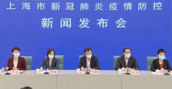 上海市卫生健康委新闻发言人，权威解读与健康守护者